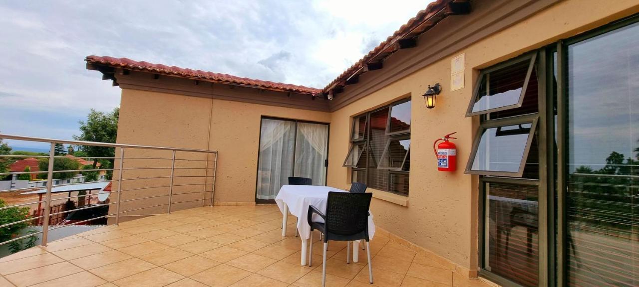 Asda Guesthouse Mogwase Exterior photo
